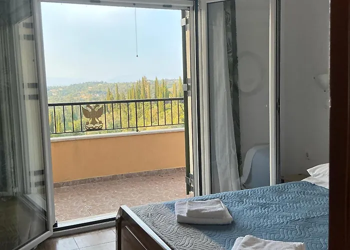 Ligeris House 2 *